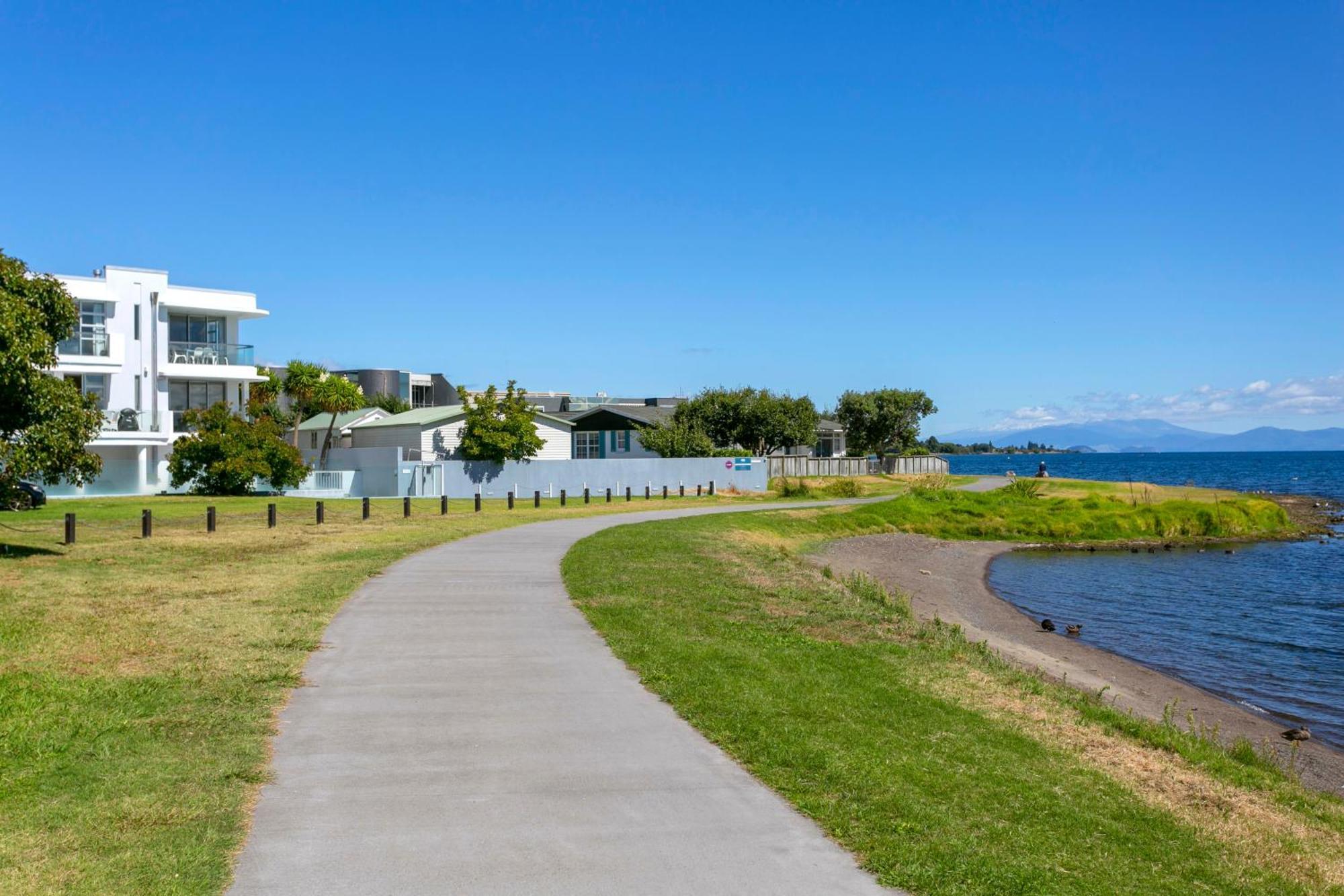 Waimahana Apartments Taupo Exterior foto